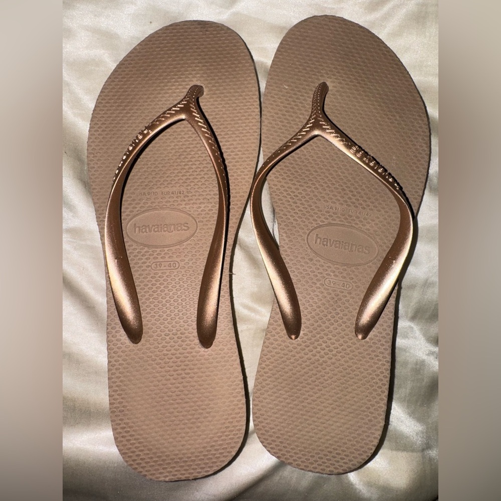 Havaianas Women's Tan Flip Flops